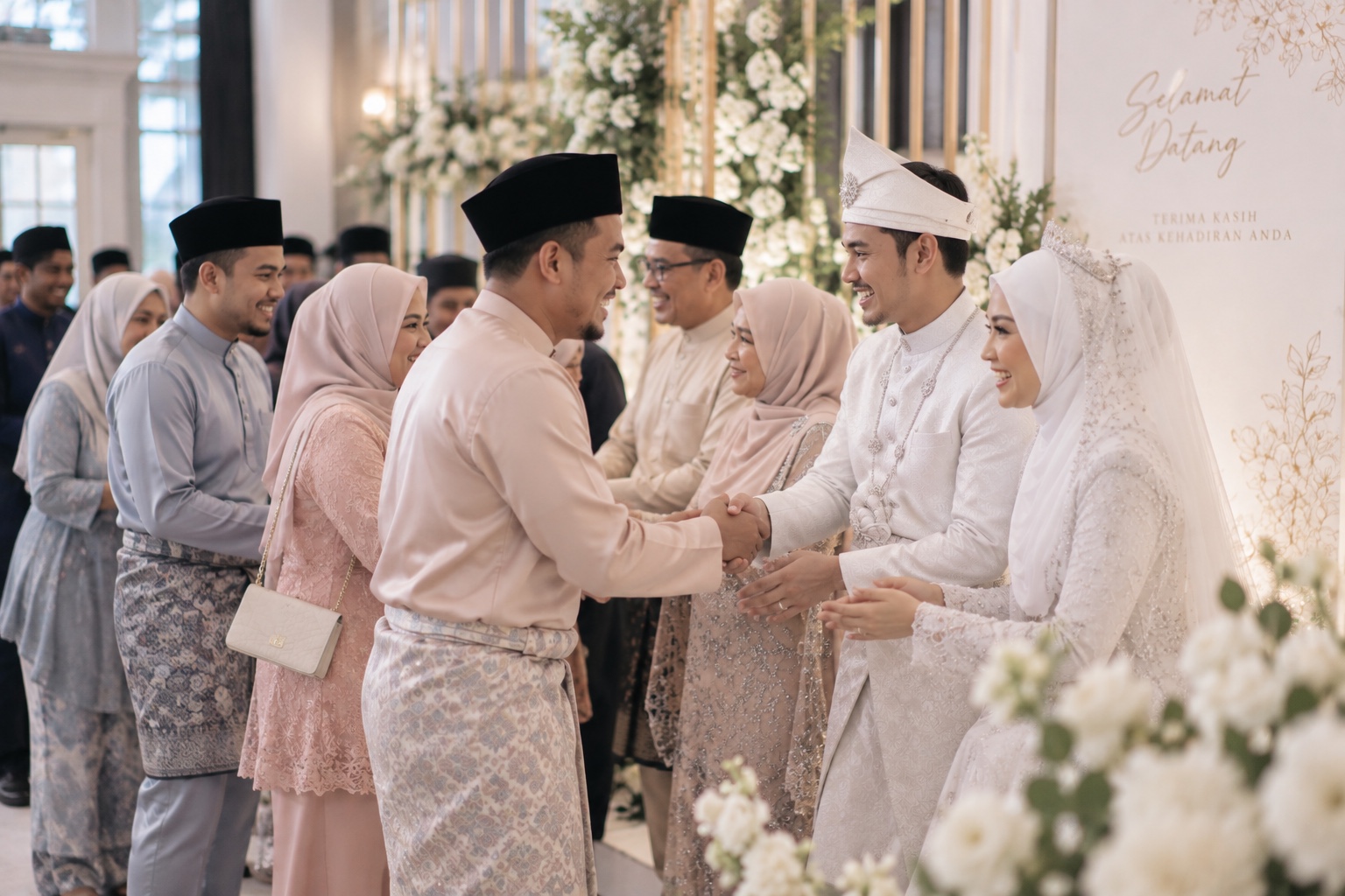 Reaksi keluarga dan tetamu